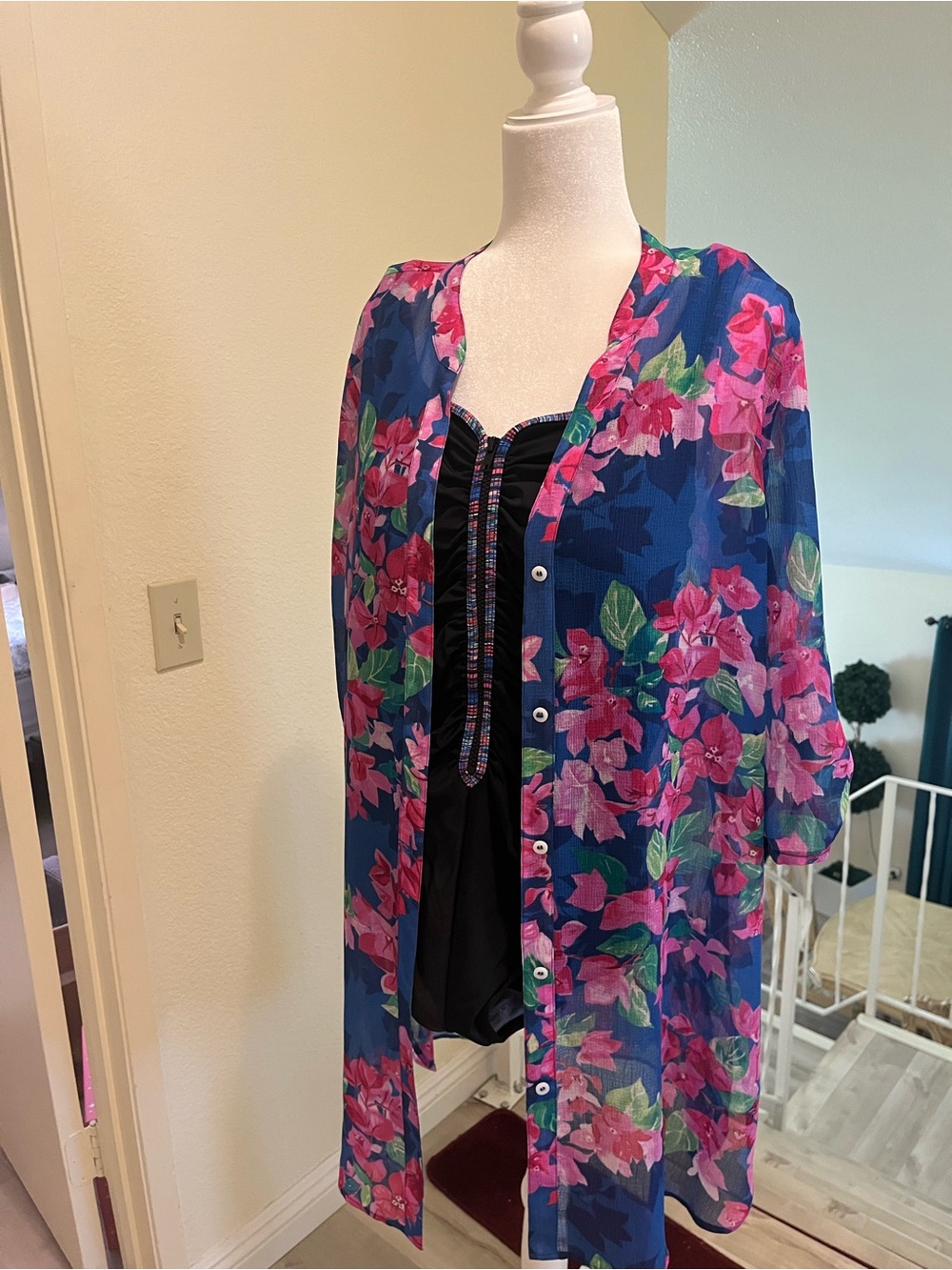 Tommy Bahama Pink Floral Blue Sheer Swim Coverup/ New no tags